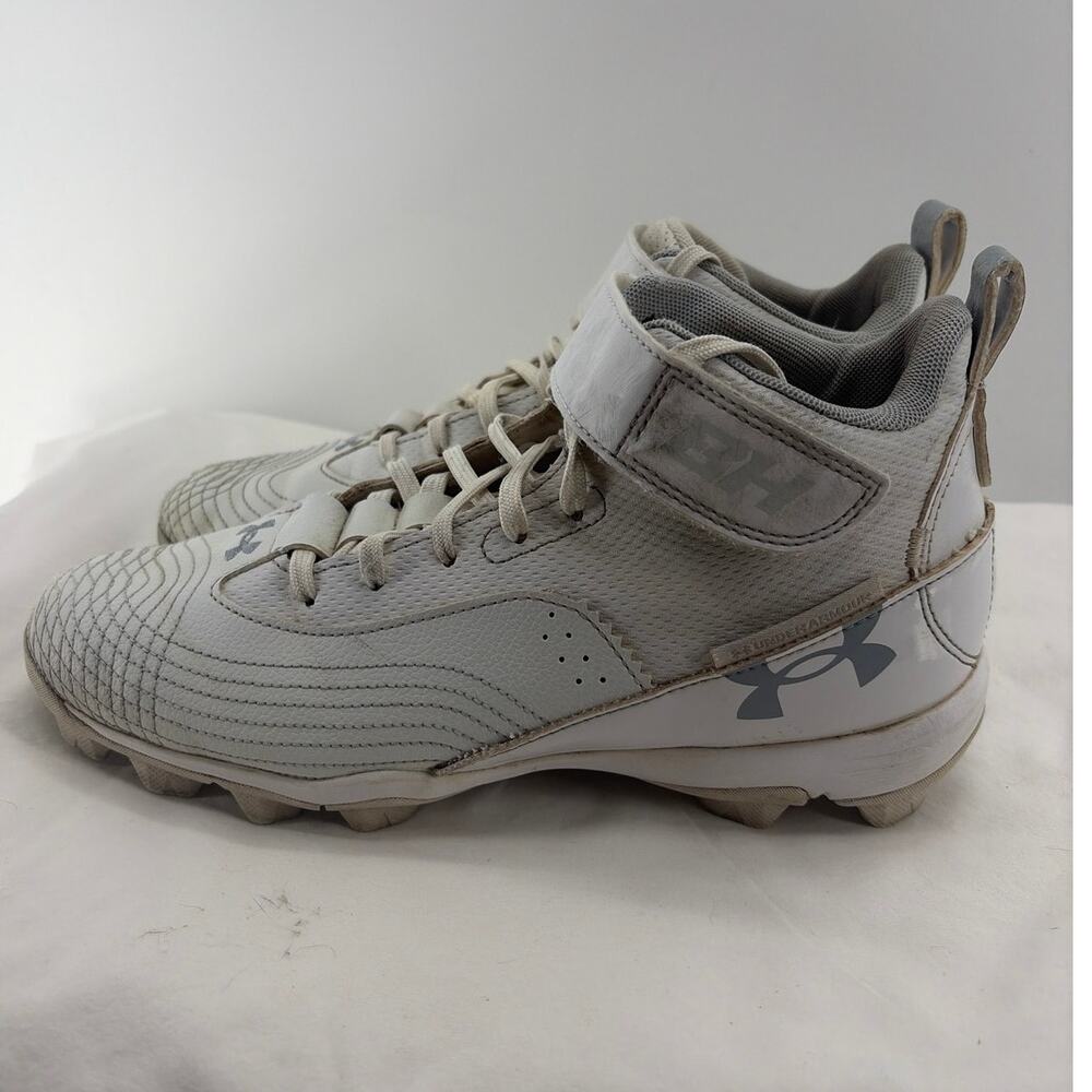 Under Armour Harper 7 Mid RM white baseball cleats